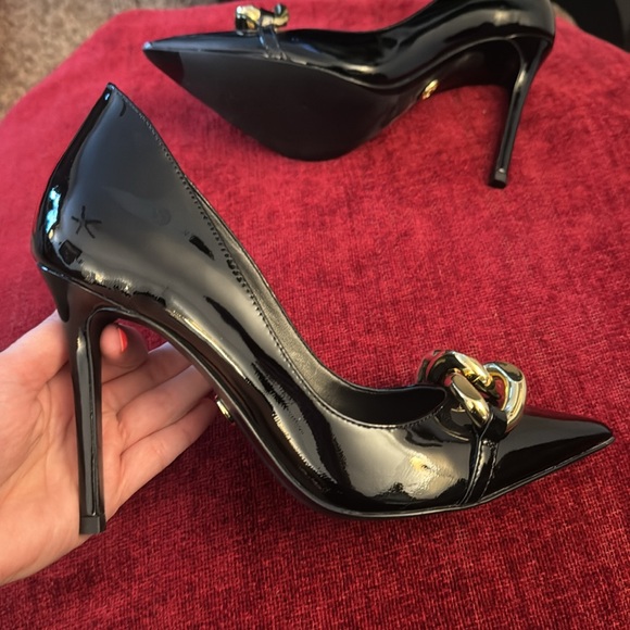 EUC! Michael Kors Scarlett Pumps - Picture 3 of 13